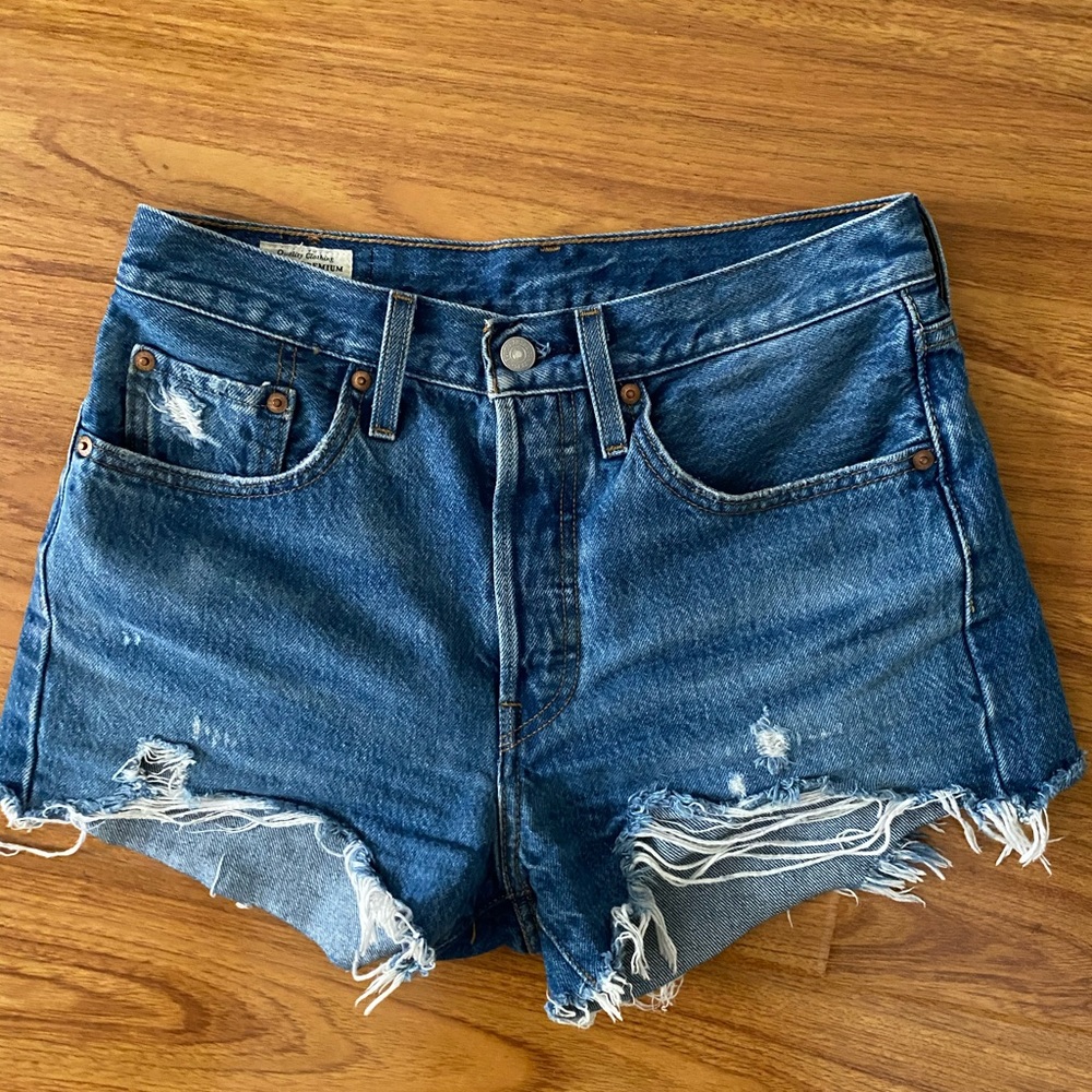 Levi’s 501 Original Denim Cutoff Short – Athens